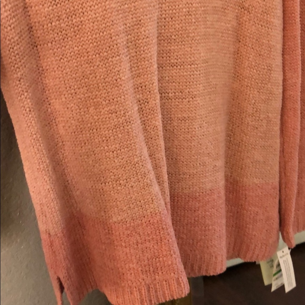 Sweater - Picture 5 of 5